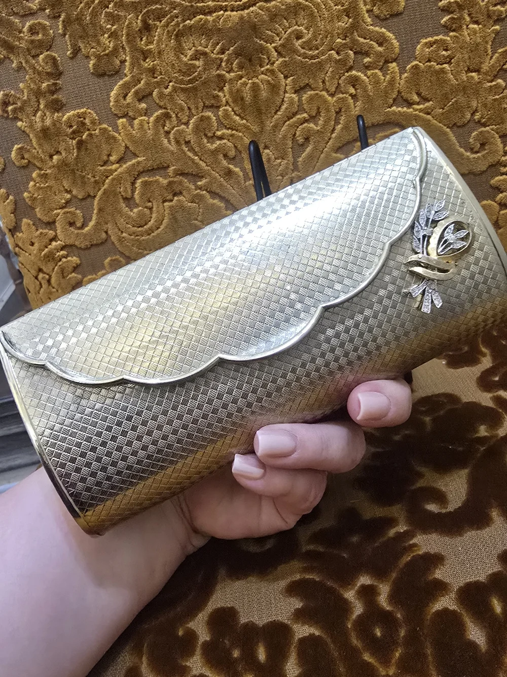 Vintage Gold Metallic Scalloped Evening Clutch with Floral Accent